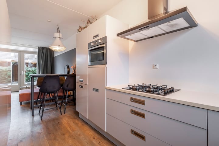 Foto 13 van Troelstrastraat 19