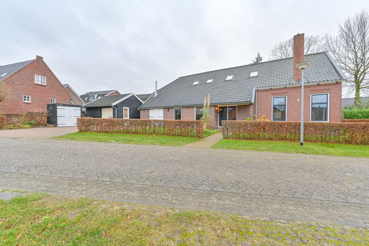 Foto 4 van Schoolstraat 2