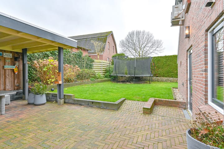 Foto 98 van Schoolstraat 2