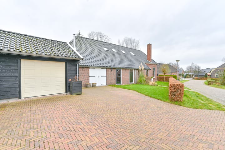 Foto 107 van Schoolstraat 2