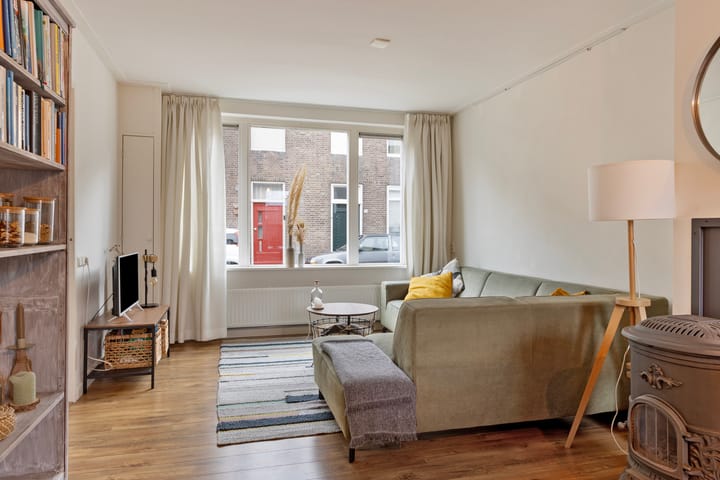 Foto 7 van Meidoornstraat 30