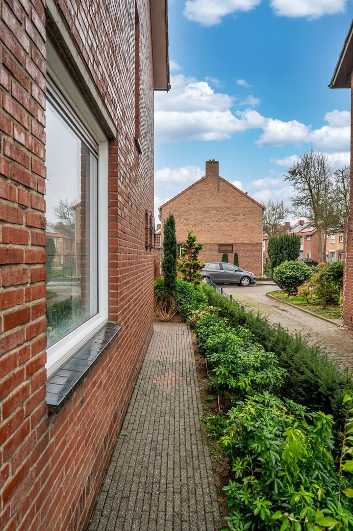 Foto 43 van Dr. Poelsstraat 18