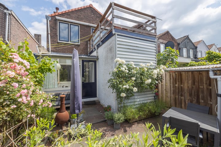 Foto 42 van Graaf van Bloisstraat 51-A