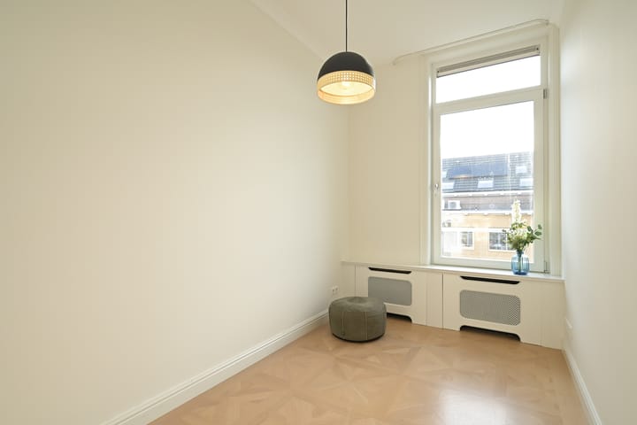 Photo 14 of Cederstraat 32