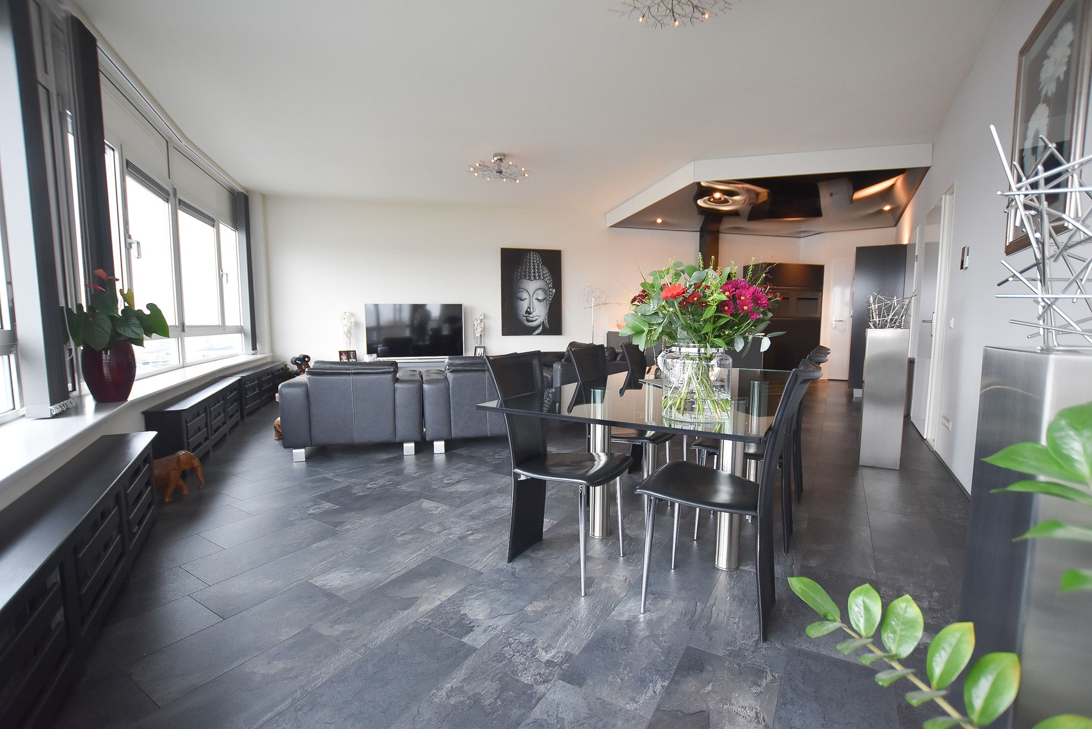 Photo 6 of Lemmerstraat 131