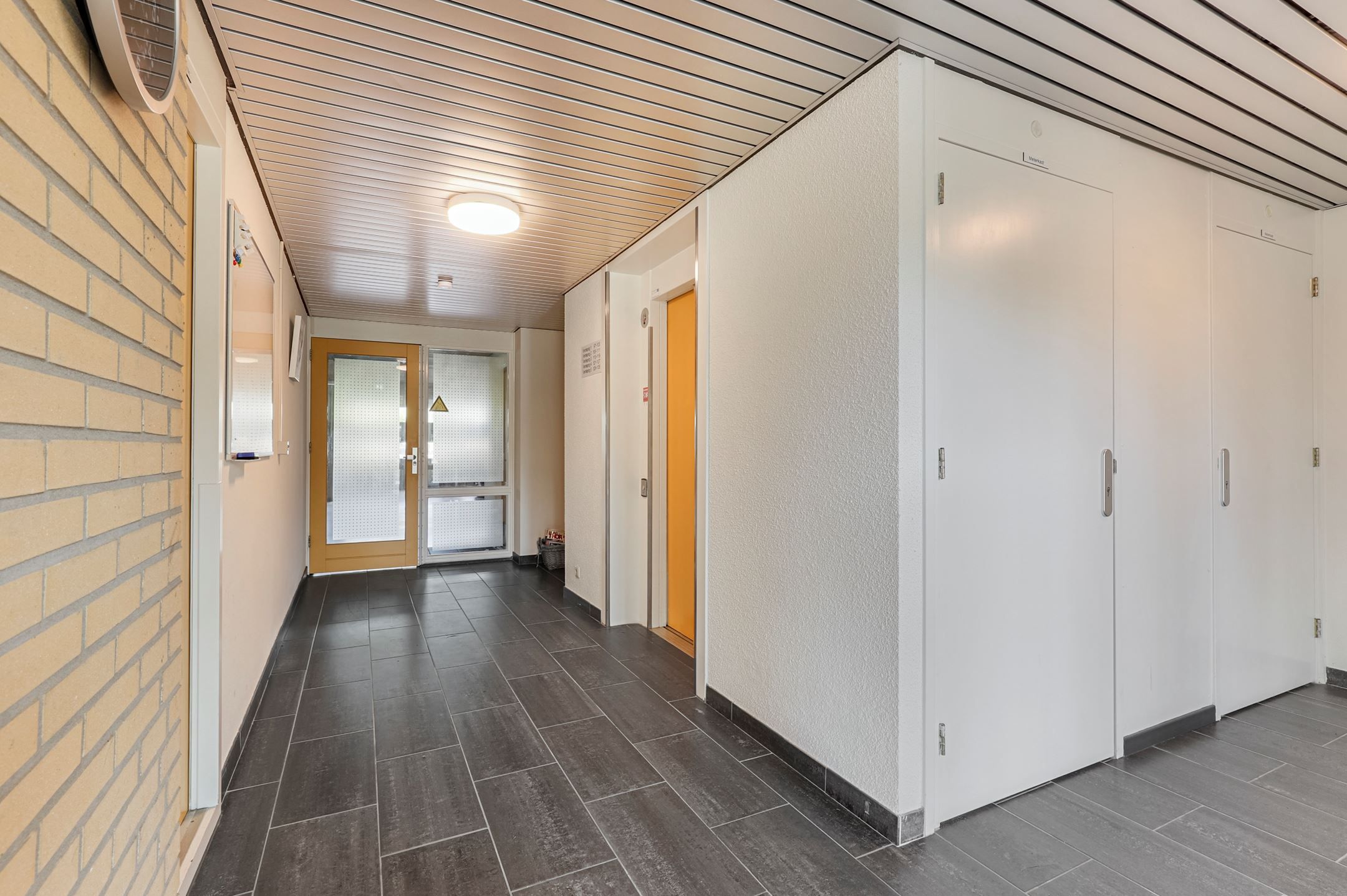 Photo 24 of Lemmerstraat 131