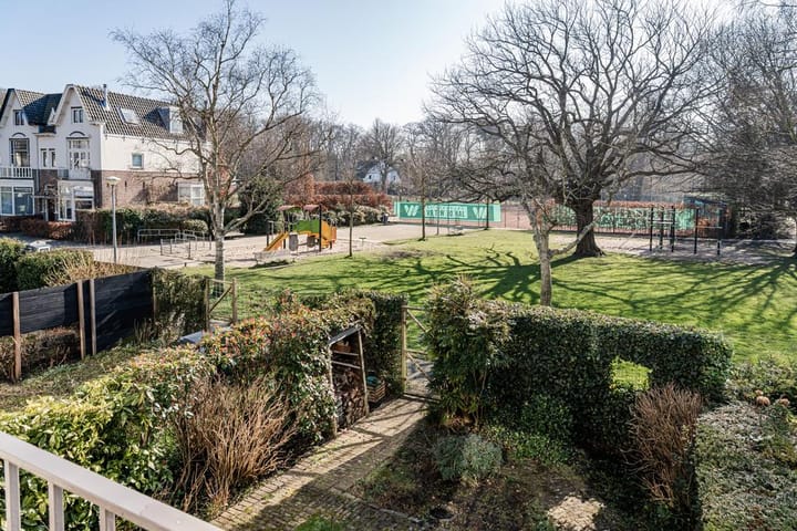 Foto 17 van Van Hogendorpstraat 33