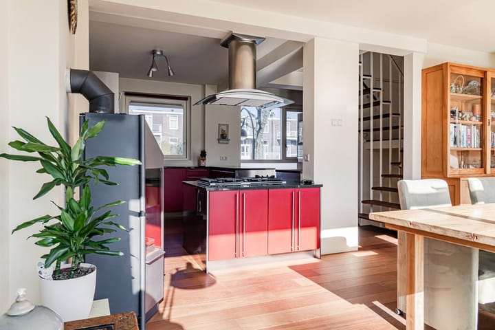 Foto 23 van Van Hogendorpstraat 33