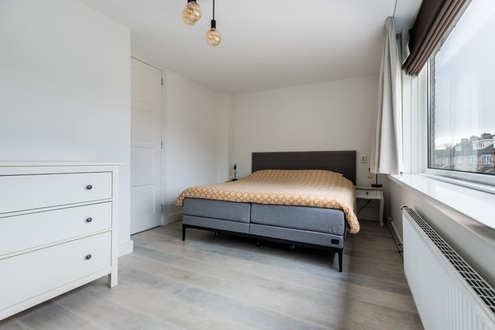 Foto 24 van Prins Bernhardlaan 35