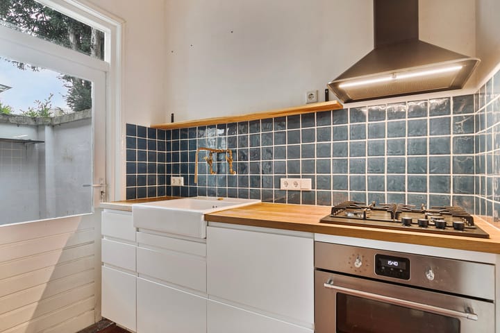 Foto 16 van Moesstraat 18