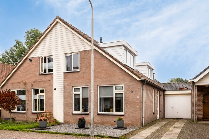 Foto 1 van Lage Hoef 4