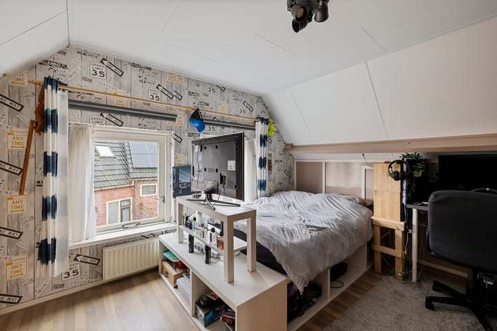 Foto 20 van Valtherweg 4