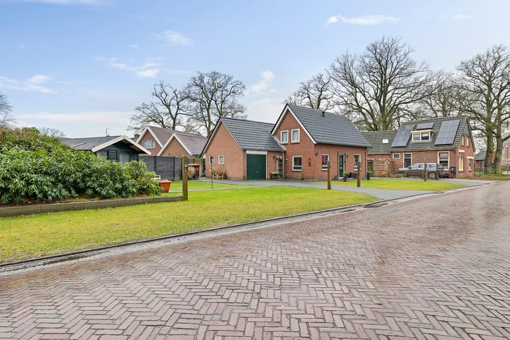 Foto 30 van Valtherweg 4