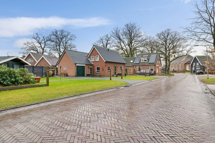 Foto 31 van Valtherweg 4