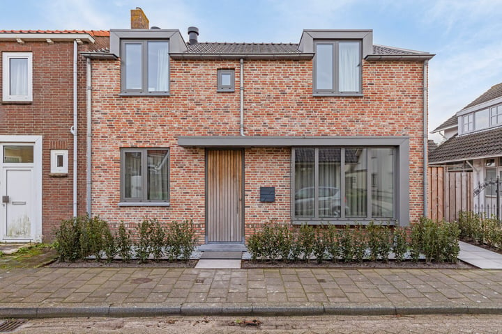 Beatrixstraat 8