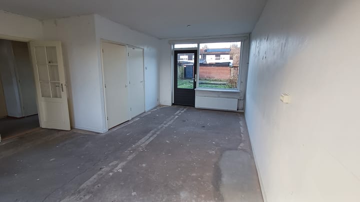 Foto 8 van Lijzijde 112