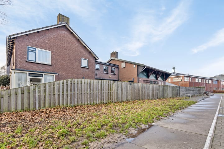 Foto 43 van 44 R I-straat 6-A