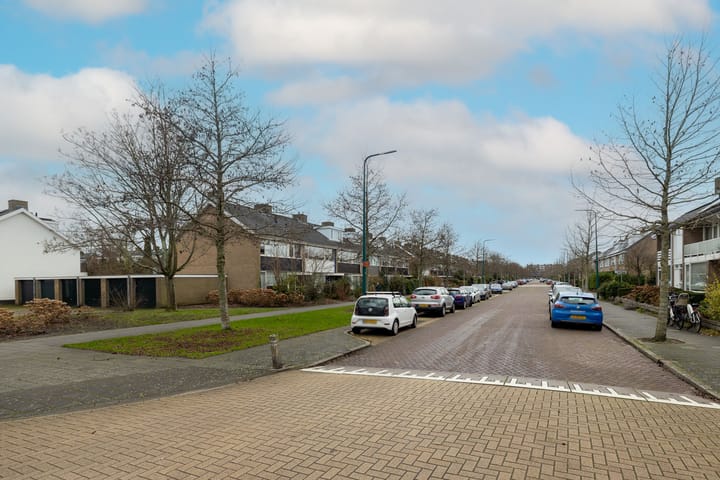 Foto 6 van Vincent van Goghlaan 44