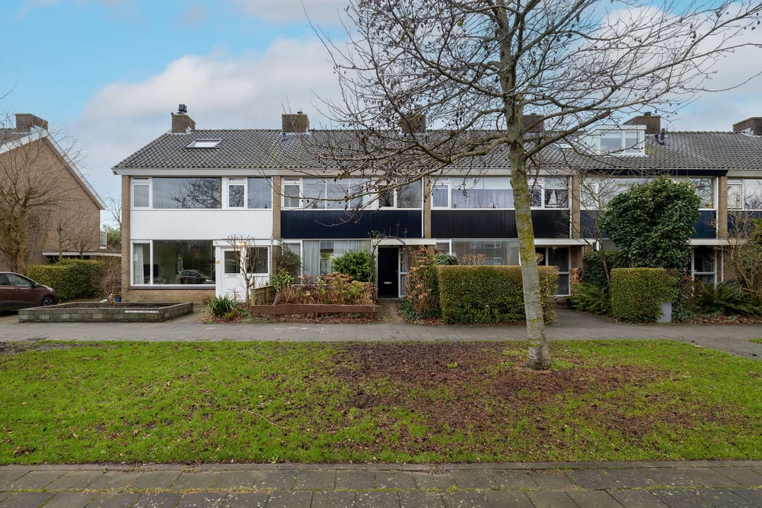 Foto 8 van Vincent van Goghlaan 44