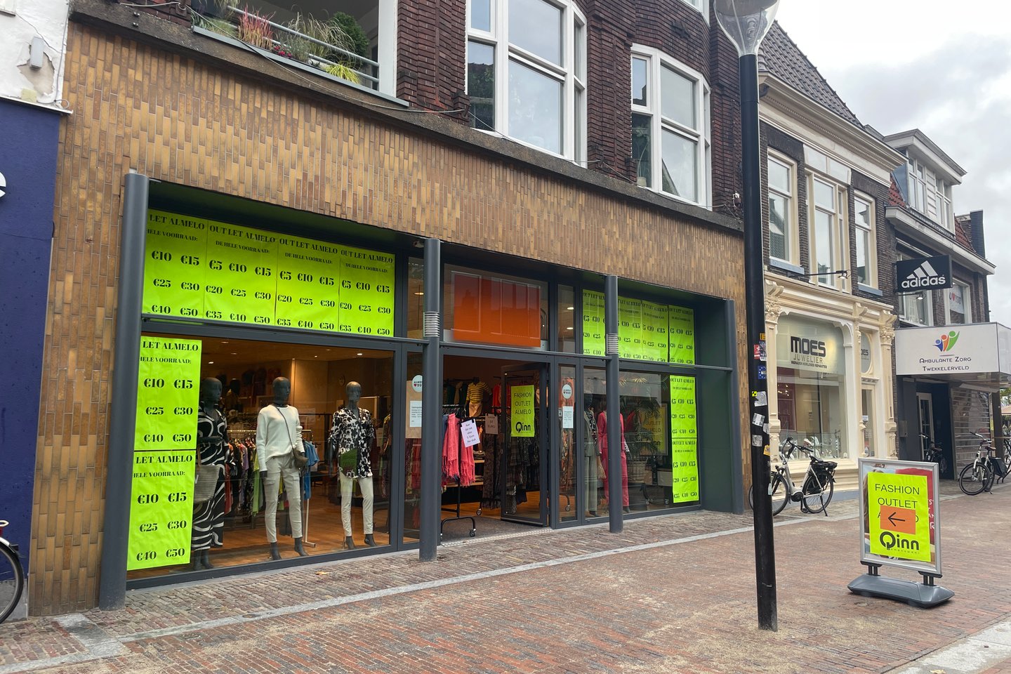 View photo 1 of Grotestraat 36