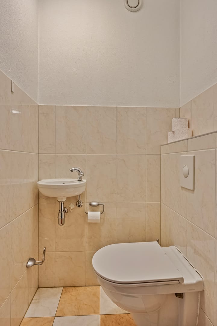 Foto 28 van Brouwerstraat 88