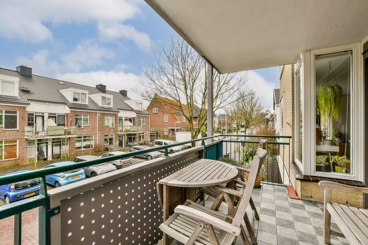 Foto 16 van Brederodestraat 6-D