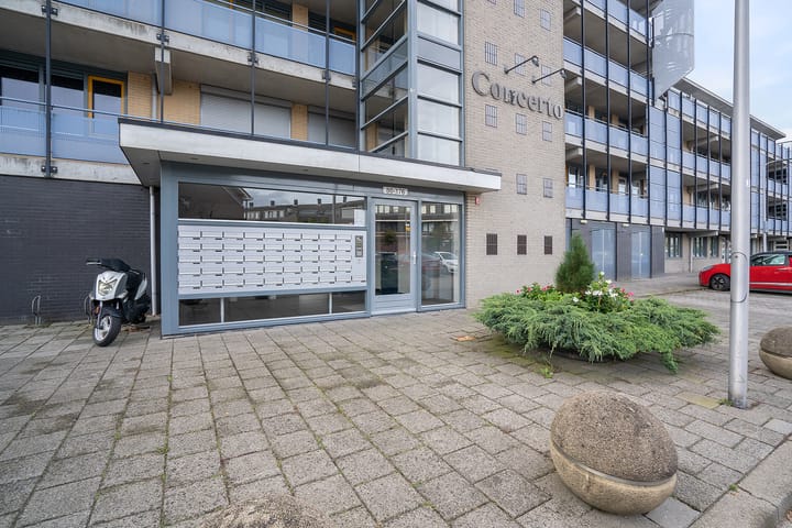 Foto 19 van Lehárstraat 166