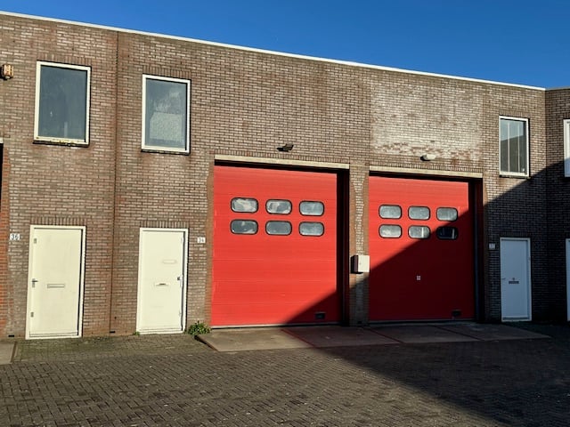 Bekijk foto 1 van Aambeeldstraat 34