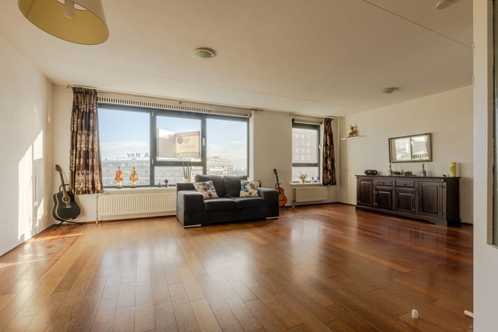 Foto 3 van Zuidplein 686