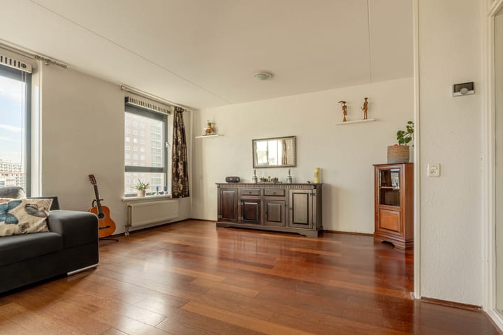 Foto 9 van Zuidplein 686