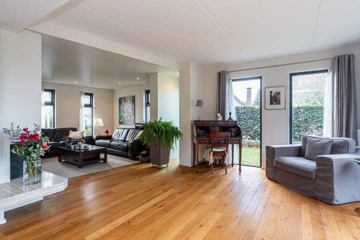 Foto 2 van Van Aremberglaan 1