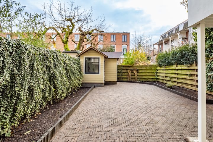 Photo 5 of M.A. de Ruyterstraat 1