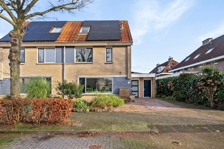 Foto 4 van Pauwoog 4