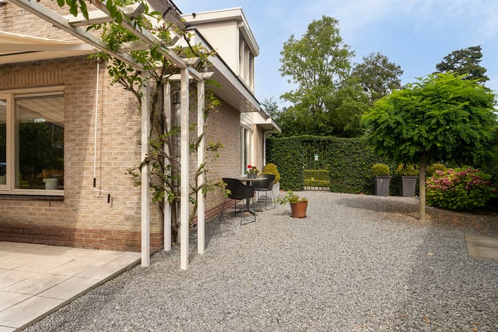 Foto 27 van Willem Alexanderstraat 1