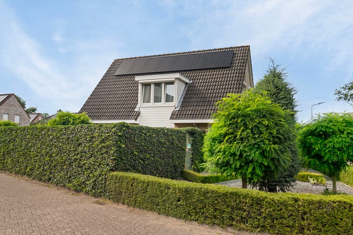 Foto 30 van Willem Alexanderstraat 1