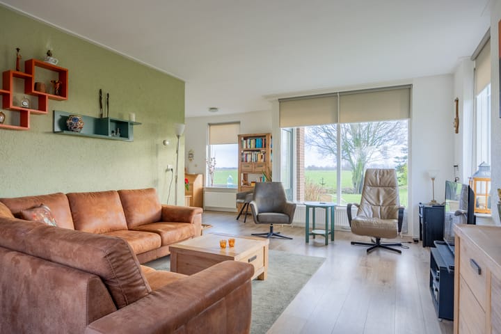 Foto 3 van Wierumerschouwsterweg 4