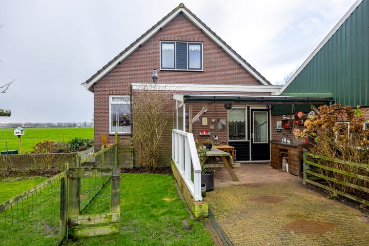 Foto 37 van Wierumerschouwsterweg 4