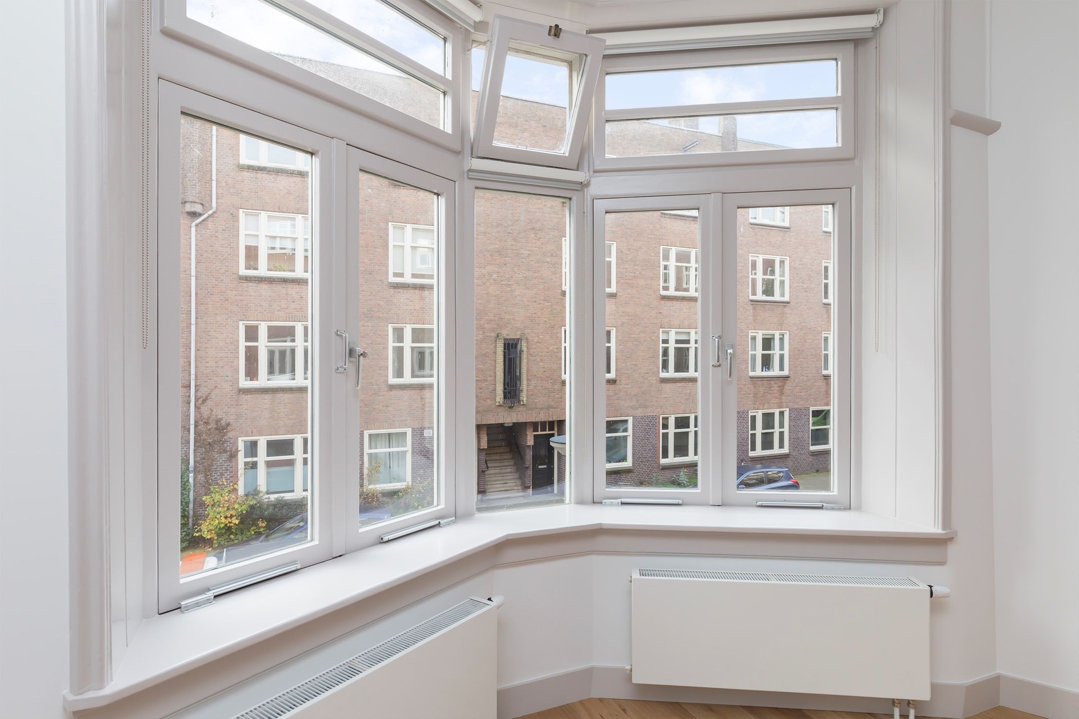 Foto 3 van Uithoornstraat 2-A1