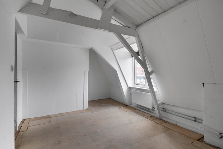 Foto 19 van 1e Vroonstraat 80