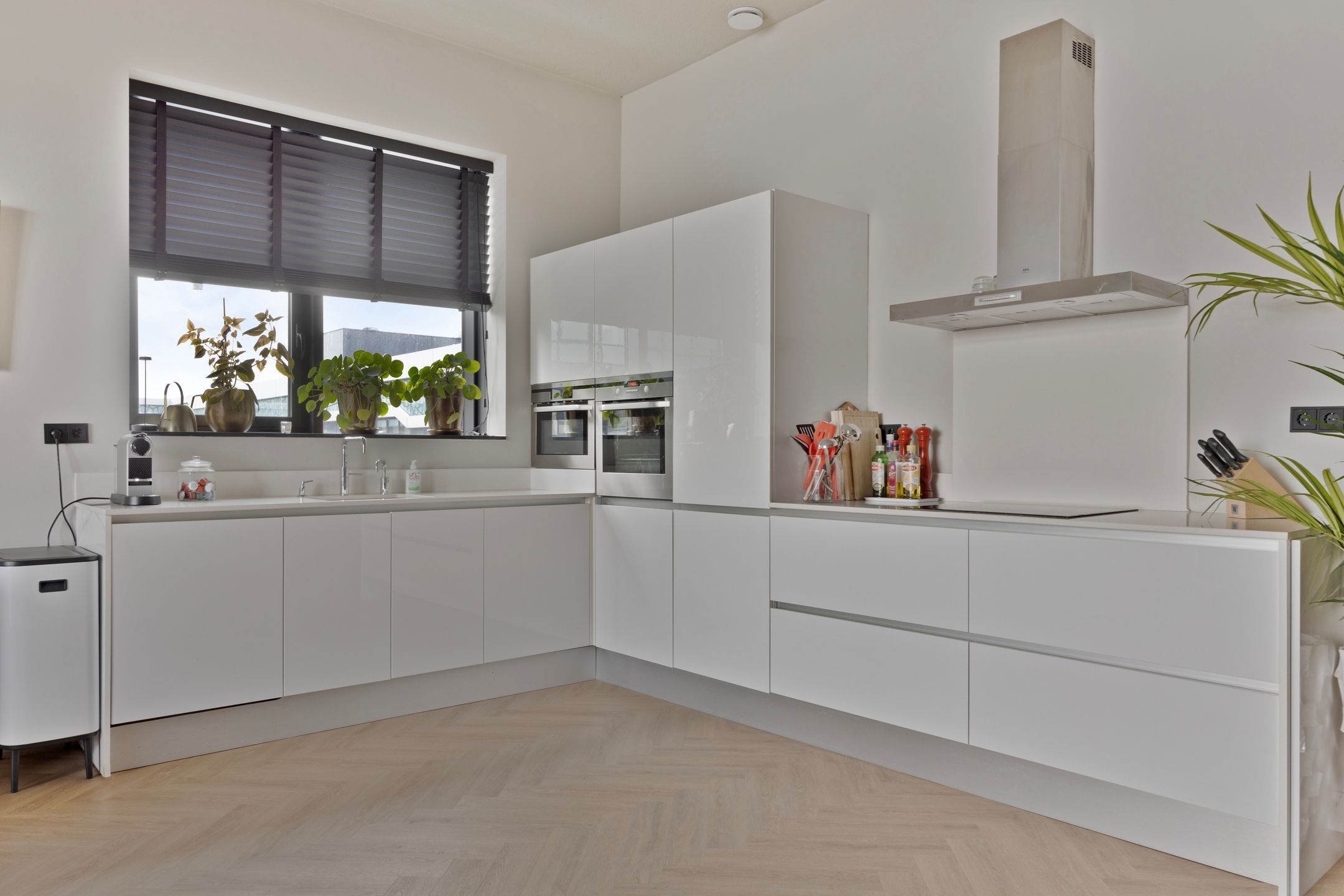 Foto 9 van Bezuidenhoutseweg 65-48