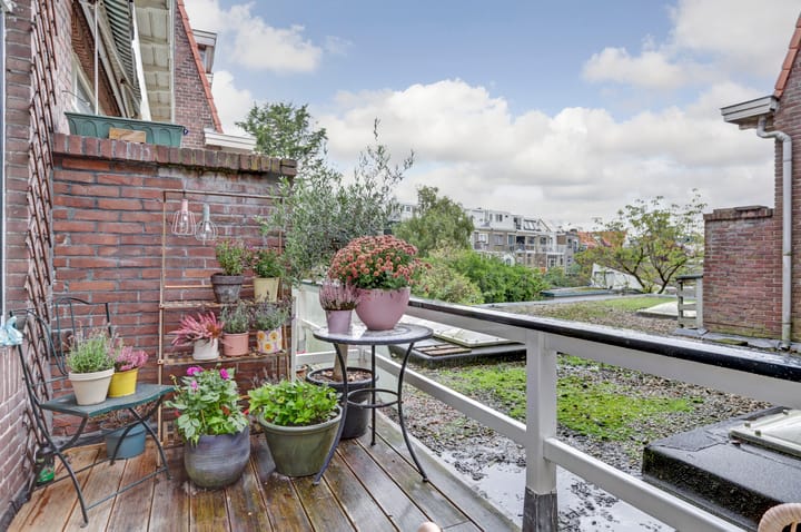 Foto 15 van Adriaen van der Doeslaan 21-A