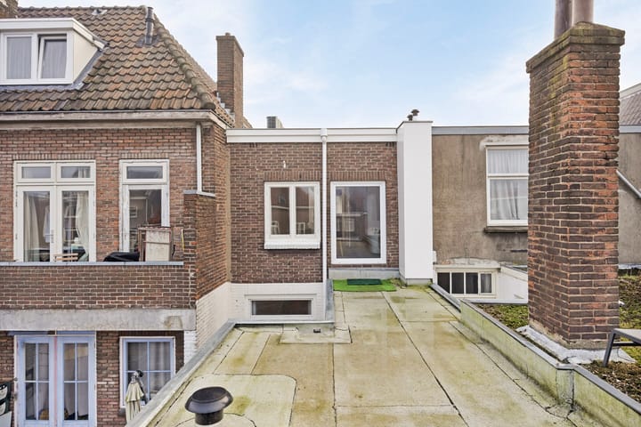 Foto 37 van Bloemerstraat 33