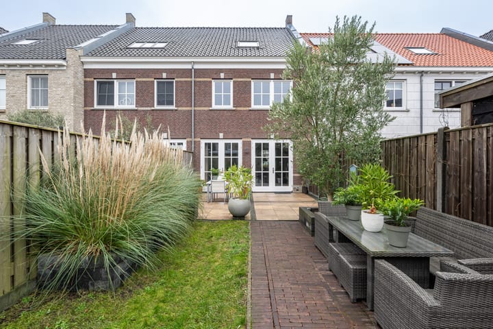 Foto 24 van Kastanjelaan 3-A