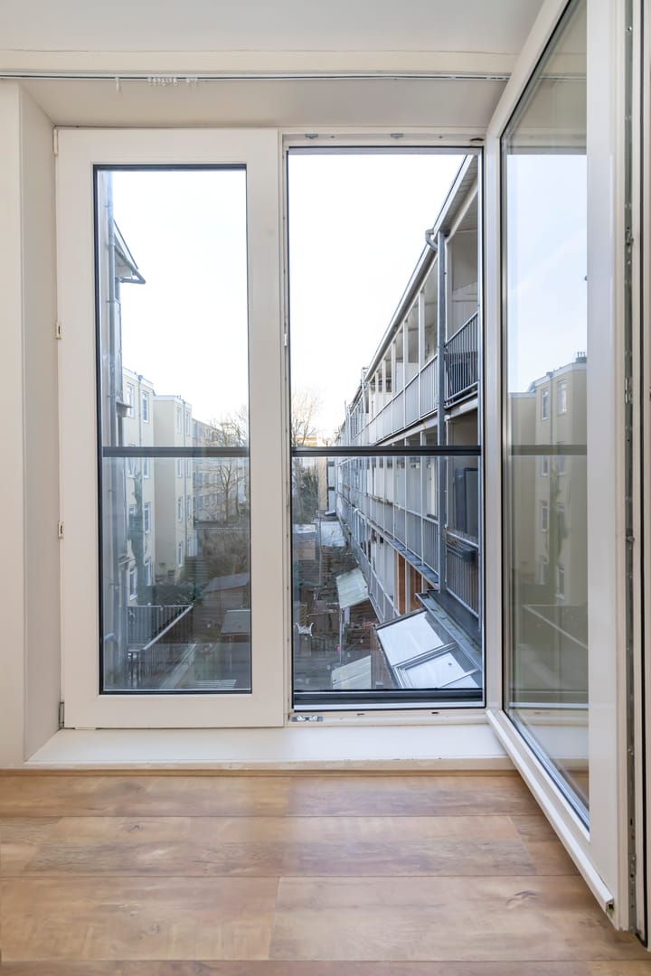 Foto 16 van Haarlemmerweg 135-B