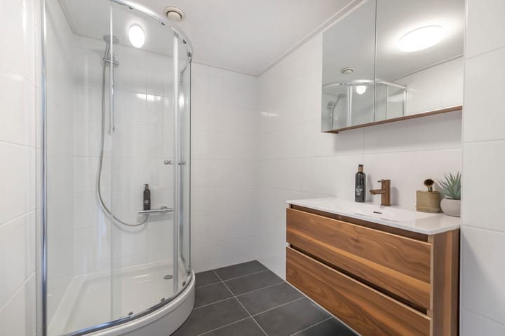 Foto 17 van Haarlemmerweg 135-B