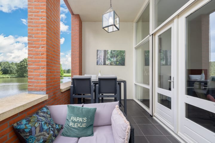 Foto 9 van Zwaenenstede 45