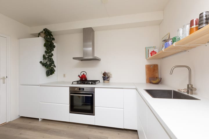 Photo 10 of Worp Tjaardastraat 47