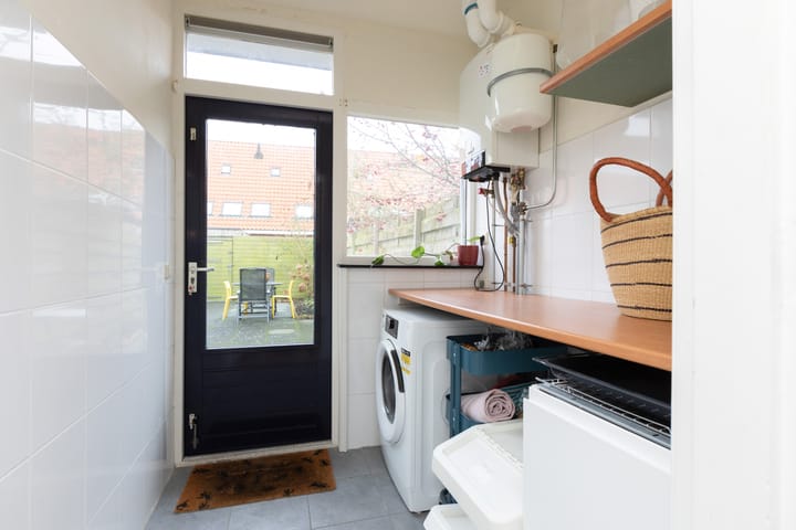 Photo 13 of Worp Tjaardastraat 47