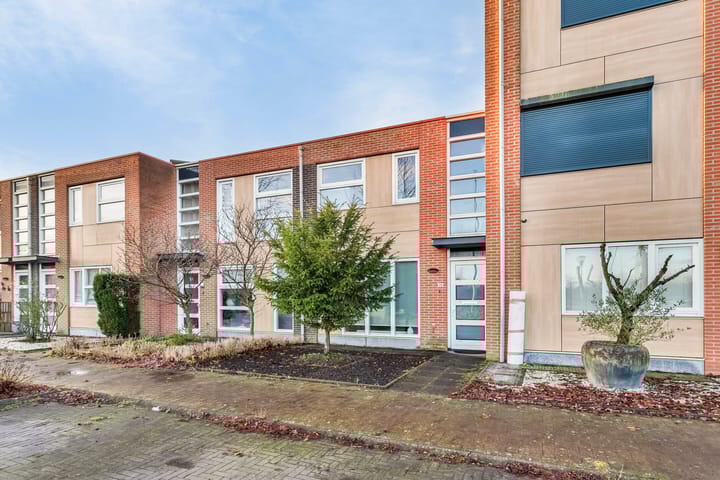 Foto 2 van Regenboogven 35