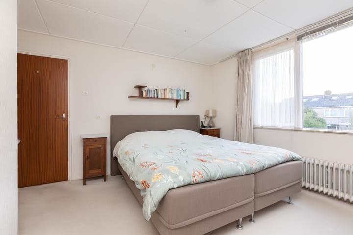 Foto 19 van Meeuwenlaan 61